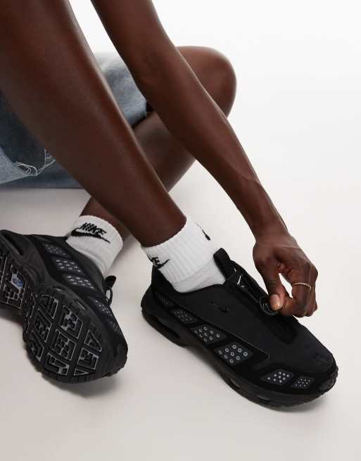 Nike Air Max - SNDR - Uniseks sneakers in zwart en zilver, 3 van 5