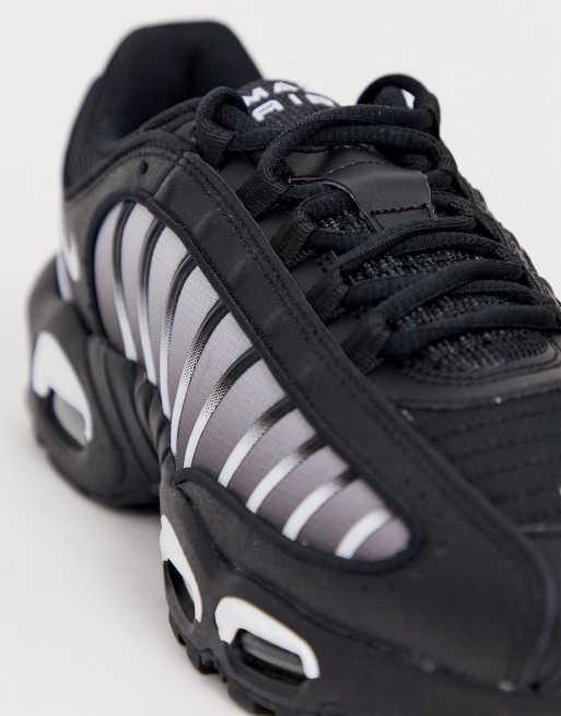 Spravedliv Pobeditel Sblaznyavam Nike Air Max Tailwind Iv Black White Porchka Mladezhta Forma Na Koraba