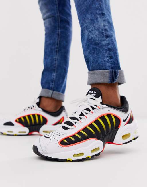 Nike air max discount tailwind iv zwart