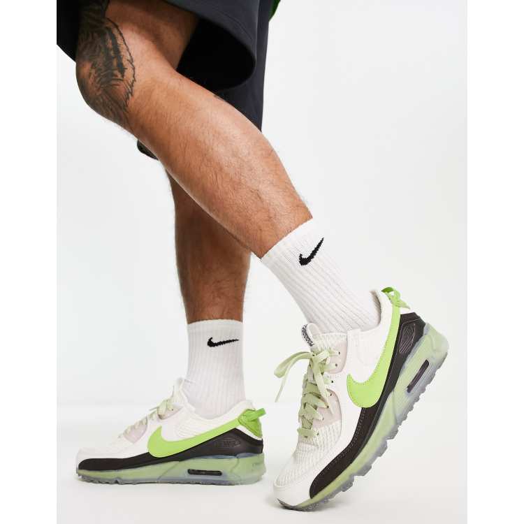 Nike with lime green hotsell