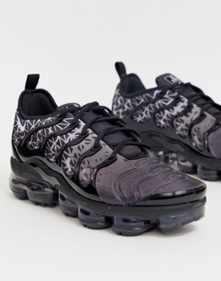 Nike air max vapormax plus trainers in 