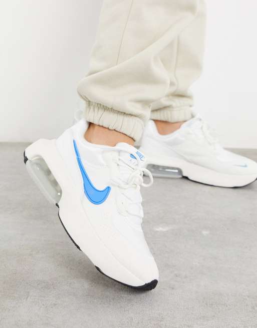 Nike Air Max Verona sneakers in white and blue