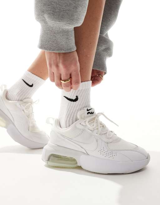 Nike Air Max Verona trainers in white pink and silver | ASOS