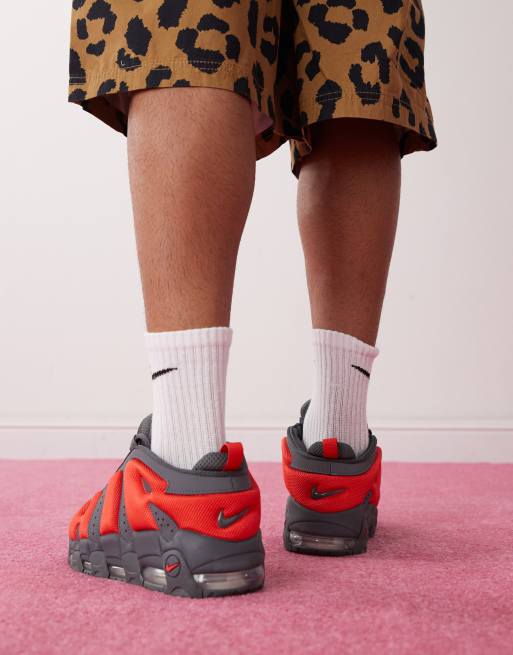 Nike Air More Uptempo Low sneakers in gray and red