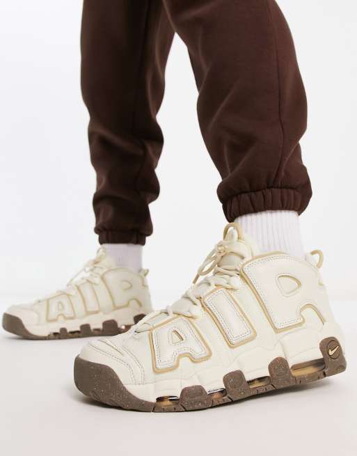 Nike Air More Uptempo Sneakers crema e oro con suola in gomma