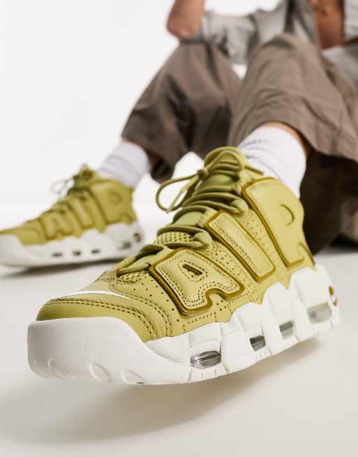 Nike air more store uptempo womens gold