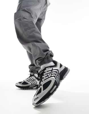 Nike Air Pegasus 2005 Sneakers In Black And Silver