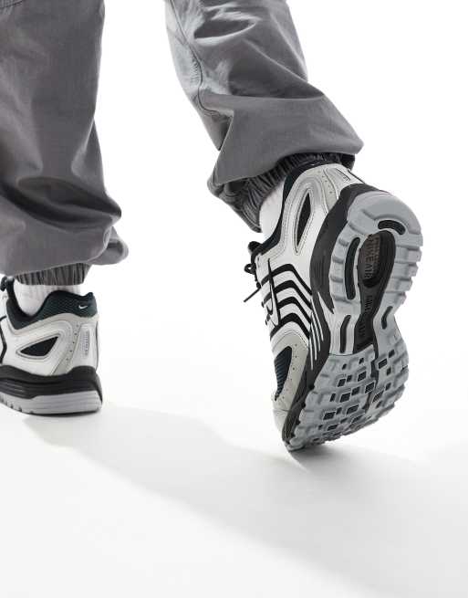 Nike Air Pegasus 2005 sneakers in black and silver | ASOS display picture 2