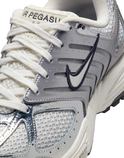 Nike Air Pegasus 2005 sneakers in gray and silver