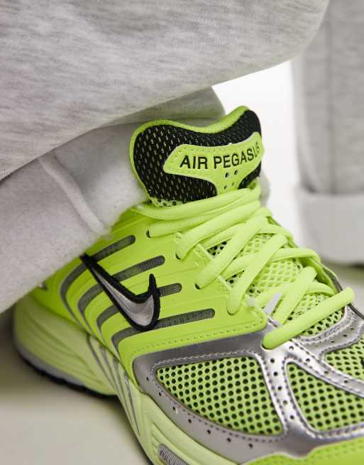 Nike Air Pegasus 2005 sneakers in green and silver
