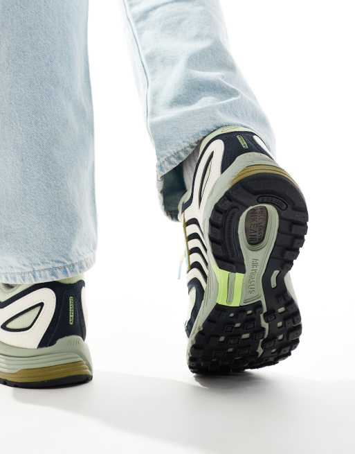 Nike Air Pegasus 2005 sneakers in light green