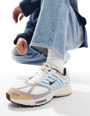 Nike Air Pegasus 2005 Sneakers In White