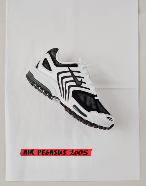 Nike Air Pegasus 2005 trainers in white and dark green