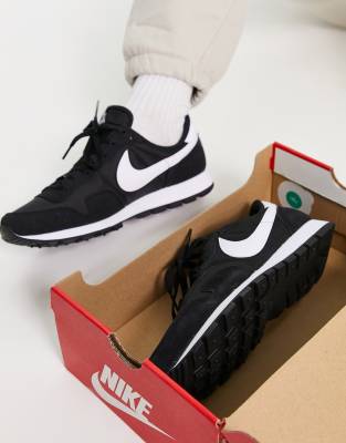 Nike Air Pegasus 83 in white | ASOS