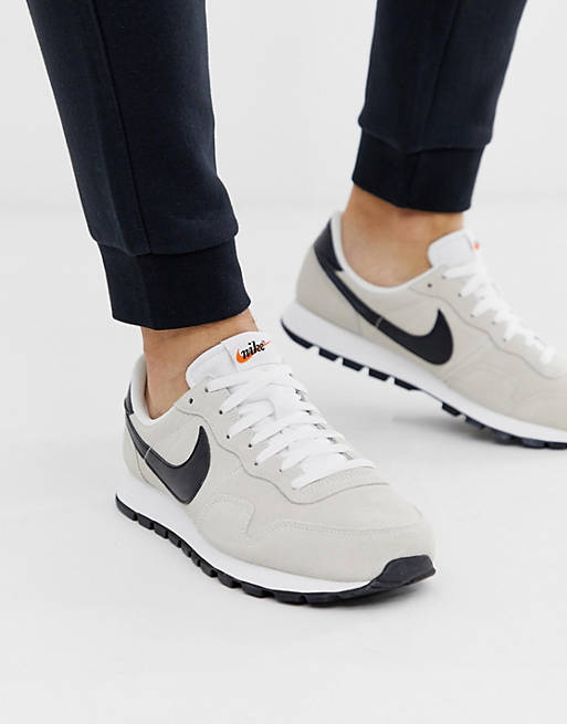 Nike Pegasus '83 trainers in white and | ASOS