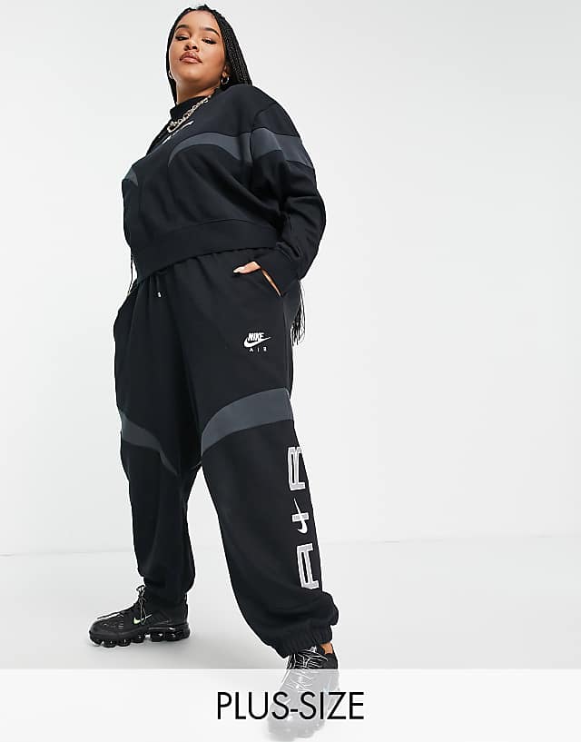 Nike Air Plus oversized fleece joggers in black | ASOS