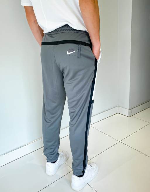 Nike air polyknit cuffed joggers new arrivals