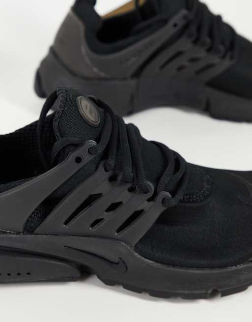 Nike Air Presto trainers in black