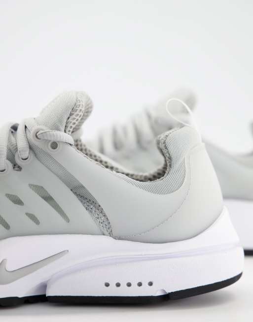 presto nike blanche