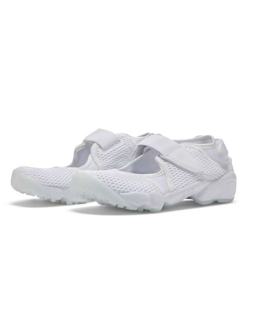 Nike Air Rift Breathe sneakers in white , 3 of 4