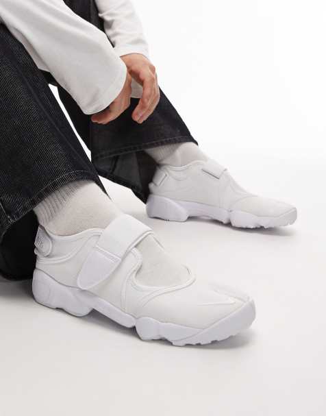 Nike Air Rift Breathe trainers in white - view 1