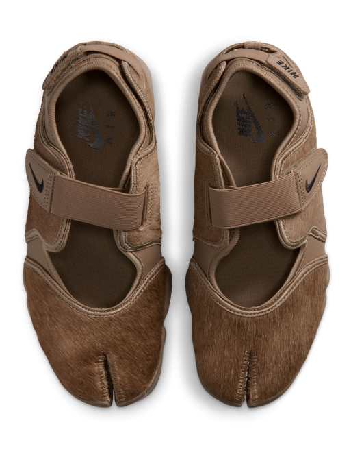 Nike Air Rift pony hair sneakers in brown, 2 of 4