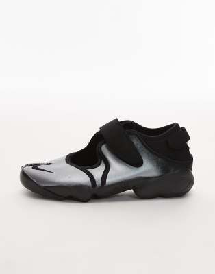 Nike Air Rift Sneakers In Black