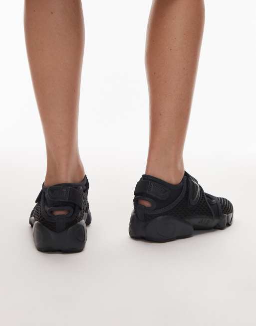 Nike Air Rift sneakers in mesh black | ASOS