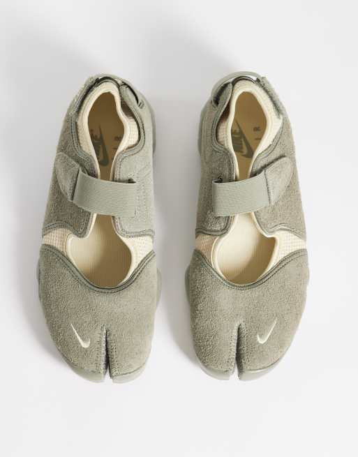 Nike Air Rift sneakers in suede color khaki, 2 di 5