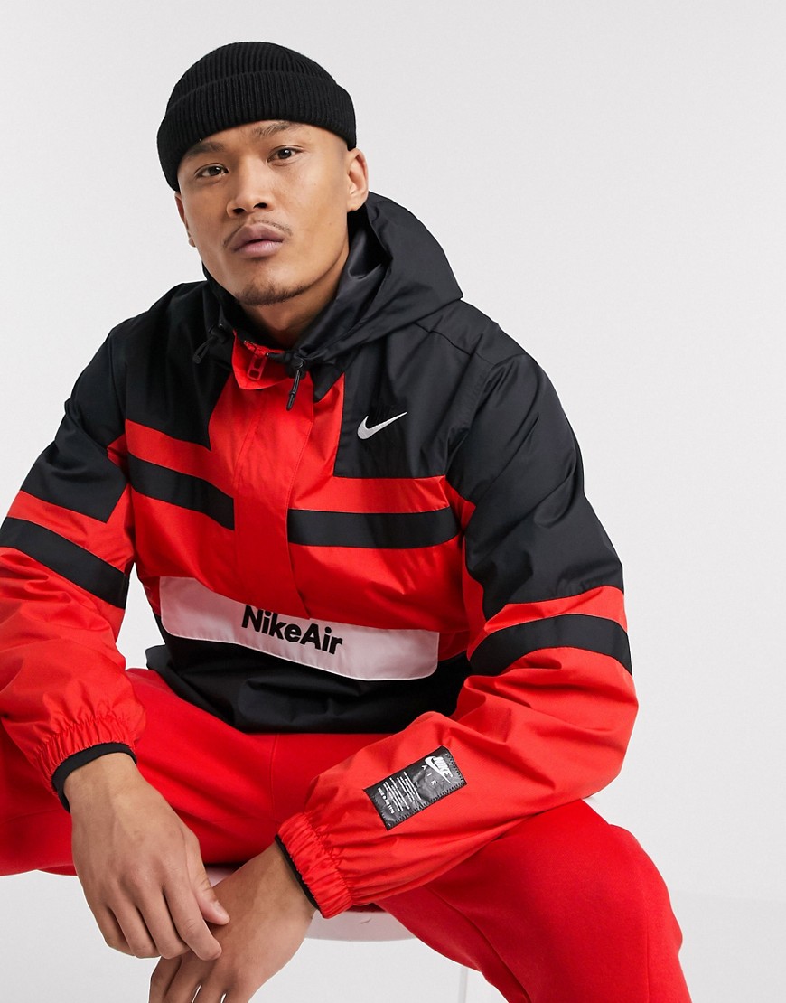 Nike – Air – Röd/svart vävd anorak med halvlång dragkedja
