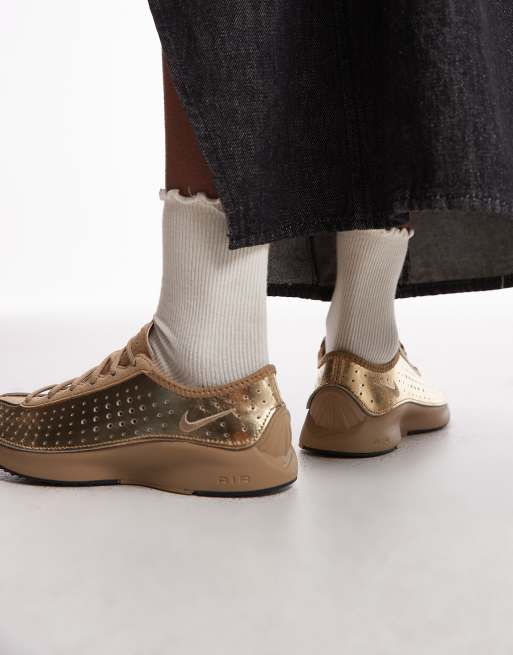 Nike Air Superfly trainers in gold, 4 of 5