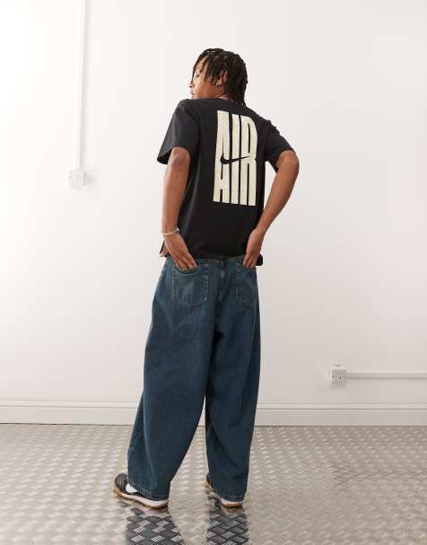 Nike - Air - T-shirt met grafische print in zwart - view 1