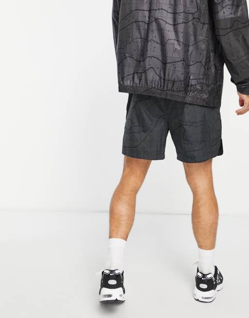 Nike Air - Vandafvisende vævede shorts med print i antracitgrå, 3 af 4