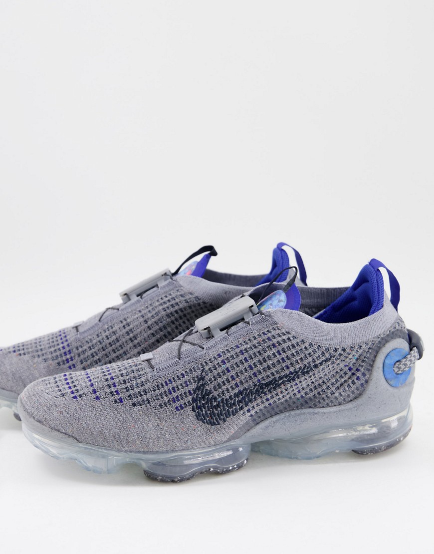 Nike Air Vapormax 2020 Flyknit trainers in particle grey/dark obsidian