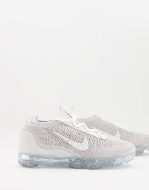 Nike – Air Vapormax 2021 Flyknit – Biało-beżowe buty sportowe