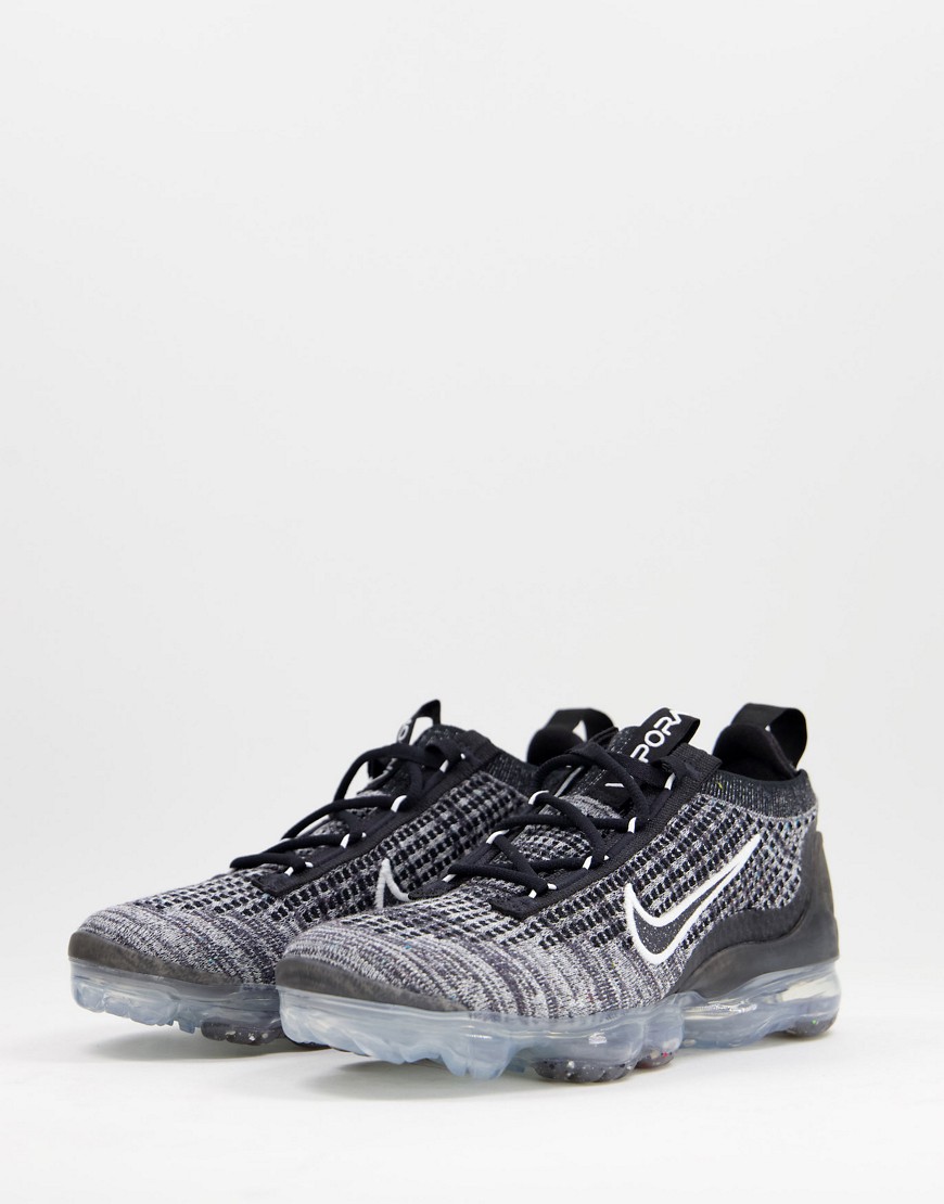 Nike Air Vapormax 2021 Flyknit MOVE TO ZERO trainers in black and grey