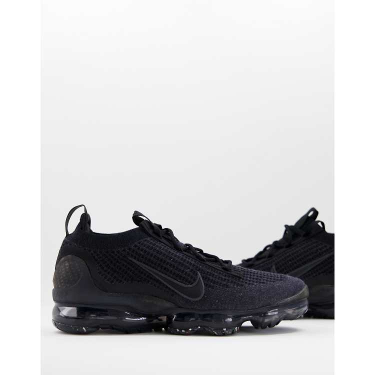 Nike vapormax flyknit 1 triple clearance black