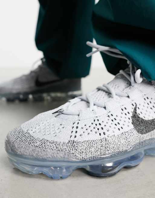 Vapormax deals 3 mens