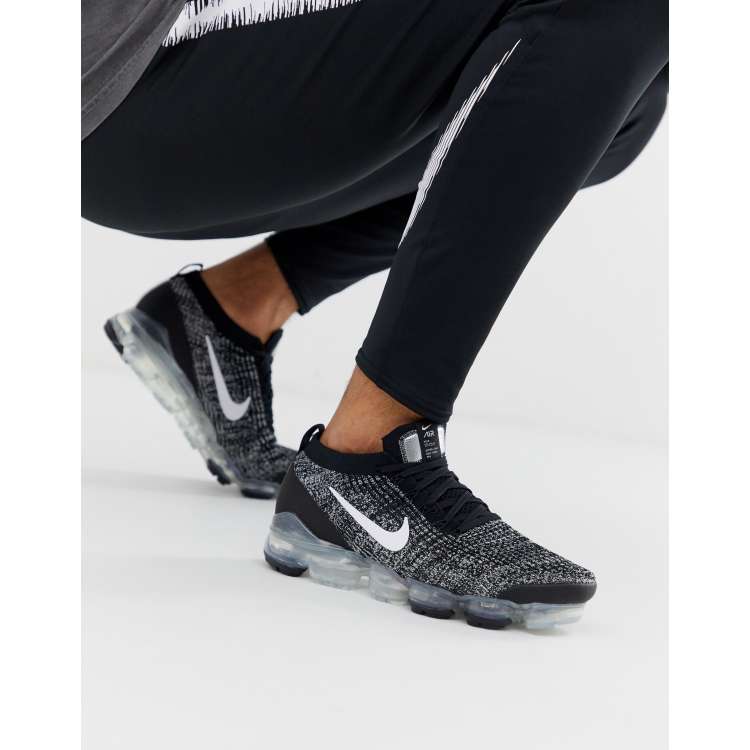 Nike air vapormax flyknit 2024 3 white and black