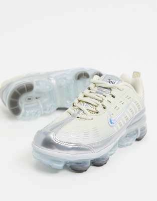 vapormax 360 cream and silver