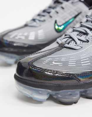 nike silver vapormax