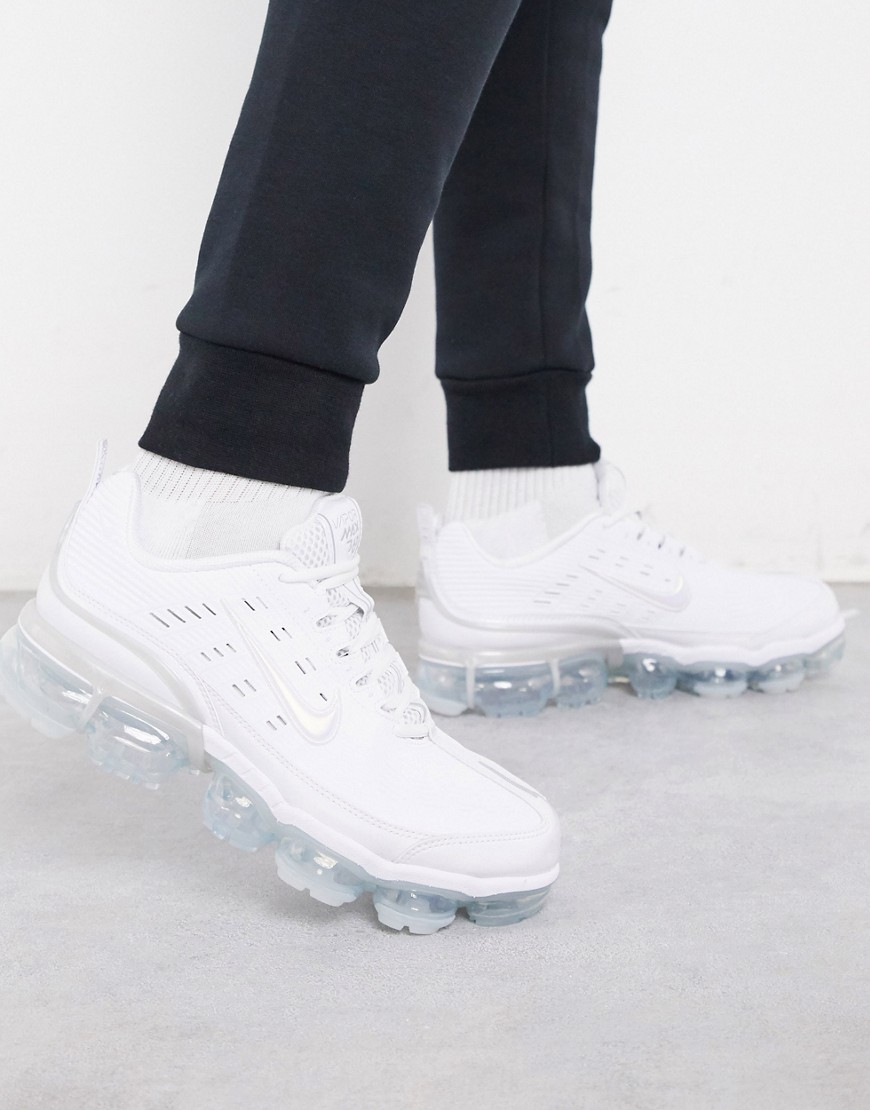 Nike Air Vapormax 360 trainers in triple white