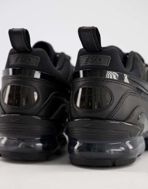 nike air vapormax evo triple black