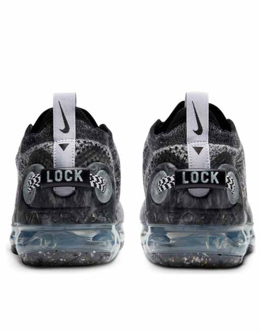 Vapormax black outlet fog