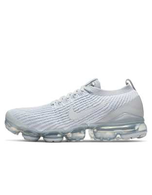 Nike White Air Vapormax Flyknit 3 Sneakers In White