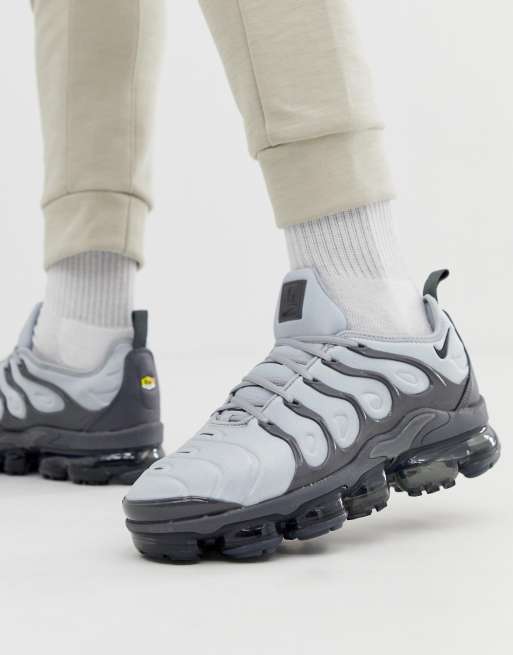 Vapormax plus cheap femme grise