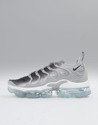 asos vapormax plus