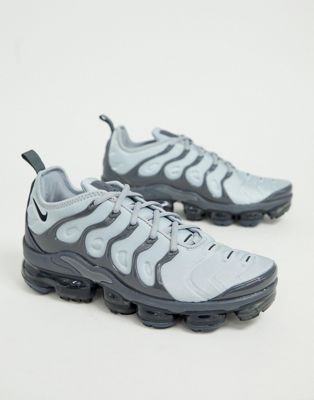 The Nike Vapormax Plus Facebook also sells a shoe