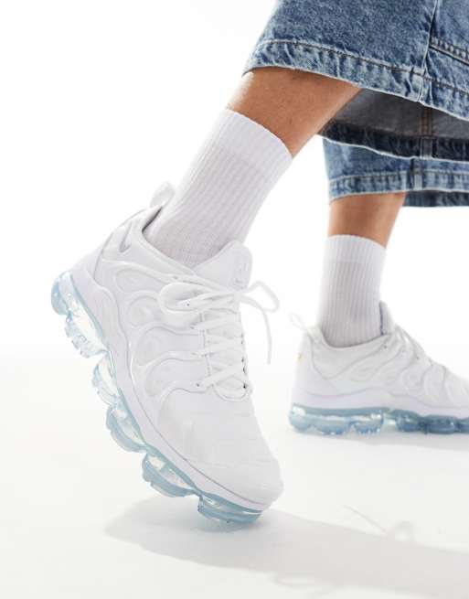 Nike womens vapormax white hotsell