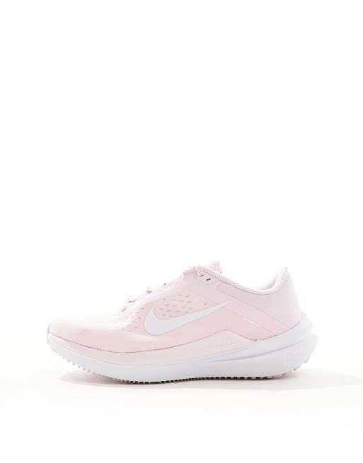 Nike Air Winflo 10 sneakers in pink, 2 of 5